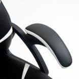 black_04_4eb938277b.jpg